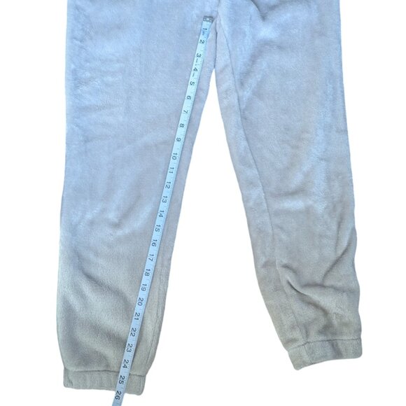 H&M Beige Fluffy Pajama Pants Women Size Medium - Picture 5 of 6
